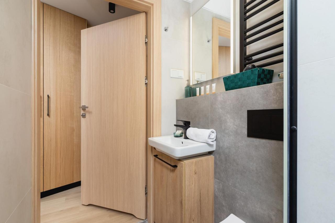 Cozy Studio Apartments Sauna & Ac Krakow By Noclegi Renters Buitenkant foto