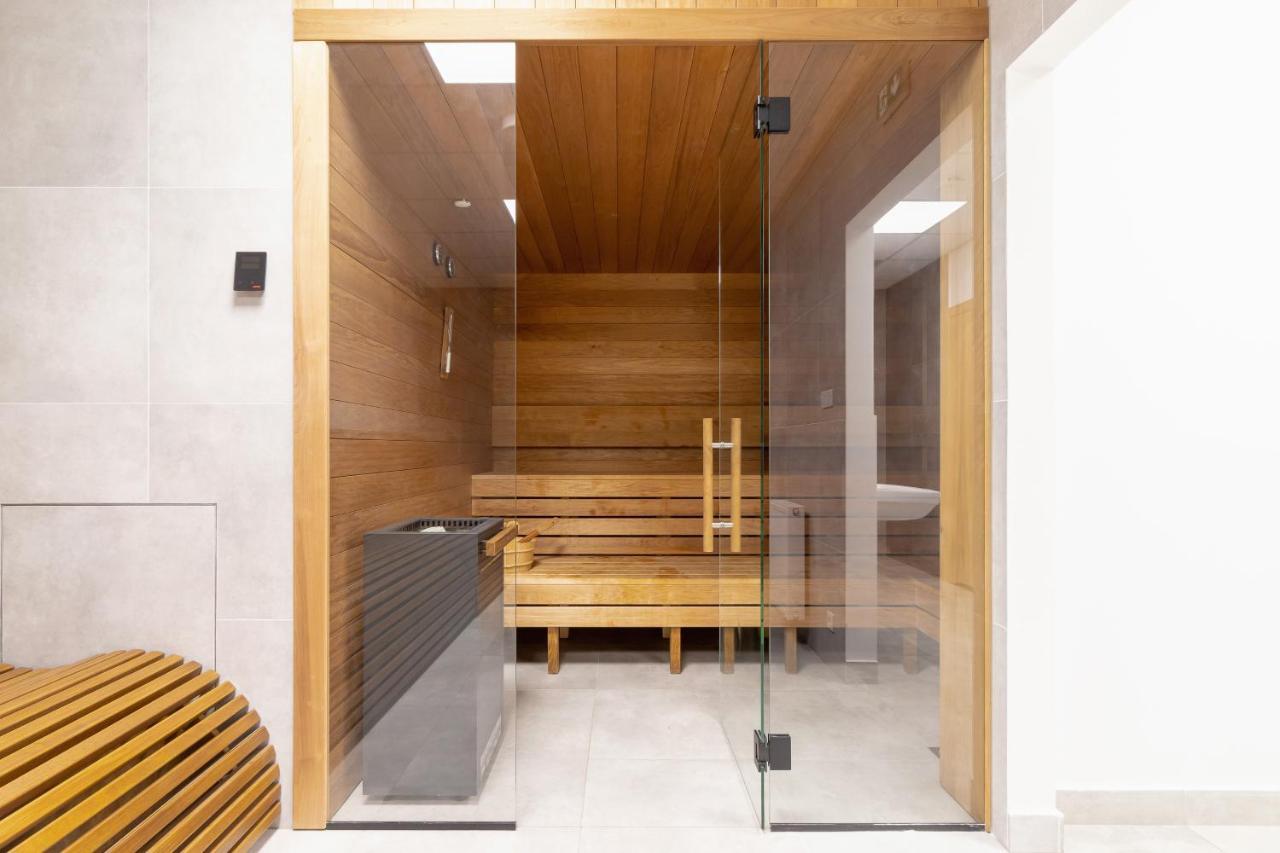 Cozy Studio Apartments Sauna & Ac Krakow By Noclegi Renters Buitenkant foto
